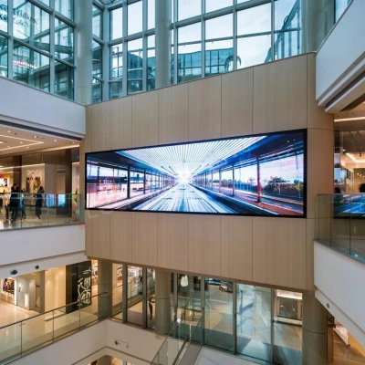 LED экран в холле торгового центра «Красная площадь», фото 1