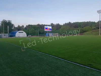 Установка светодиодного экрана на стадионе в Ессентуках, фото 2