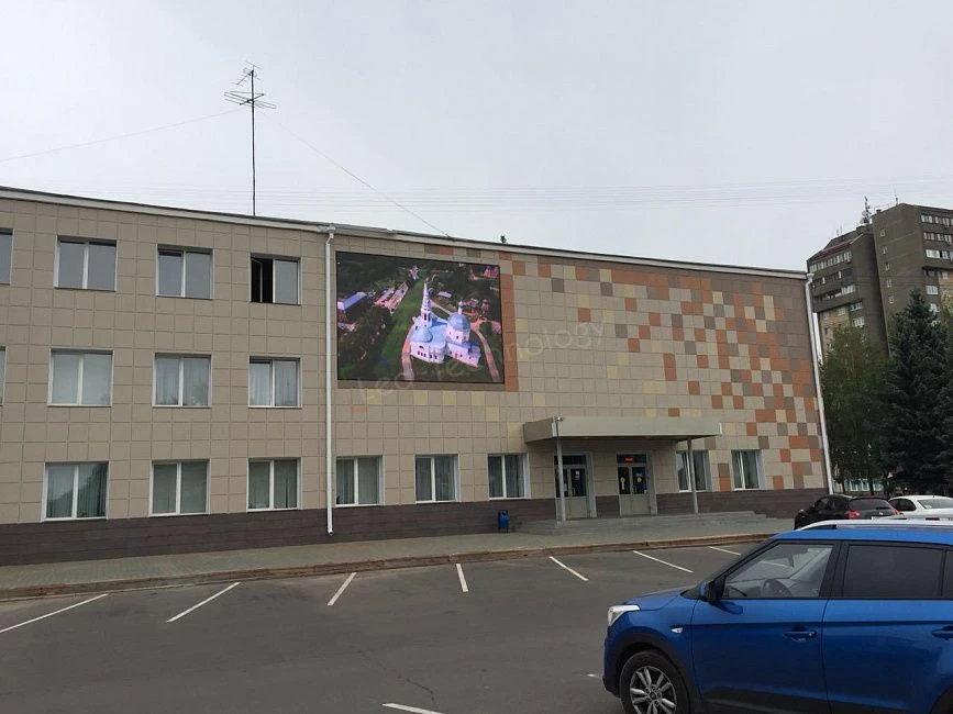 Установка фасадного светодиодного экрана в Серпухове, фото 6
