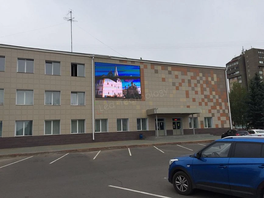 Установка фасадного светодиодного экрана в Серпухове, фото 5