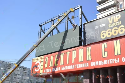Светодиодный экран на крыше магазина в городе Усть-Илимск, фото 2