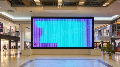 Современные технологии для пассажиров: LED-экраны в зоне выдачи багажа, фото 1