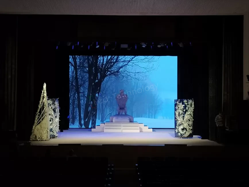 Светодиодный экран в городском дворце культуры в Обнинске, фото 2