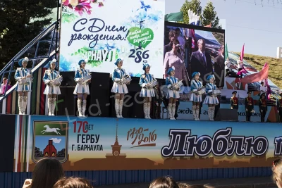 Светодиодное оборудование на уличных сценах Барнаула, фото 4