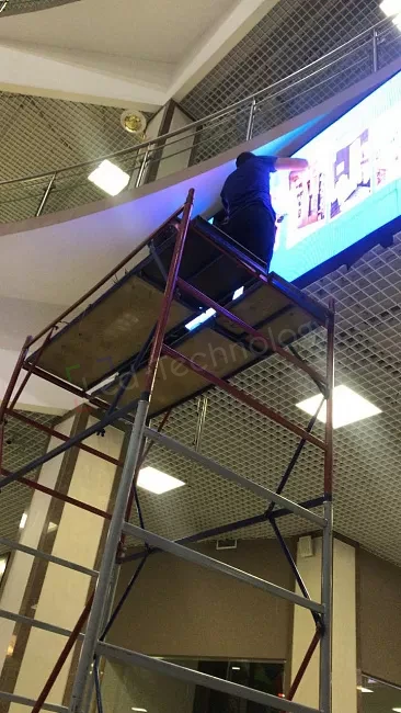 LED экран в холле торгового центра «Красная площадь», фото 3