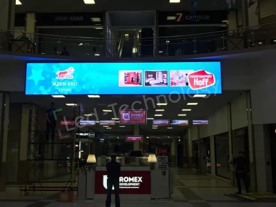 LED экран в холле торгового центра «Красная площадь», фото 4