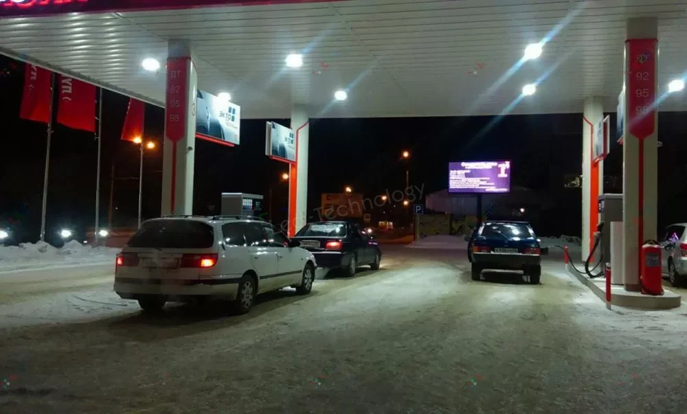 Установка LED экрана на автозаправочной станции. Барнаул, фото 2