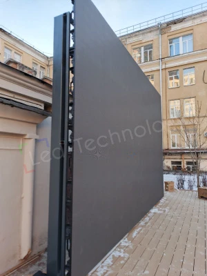 Повышение качества научных мероприятий: установка уличного LED-экрана в РОСБИОТЕХе, фото 3