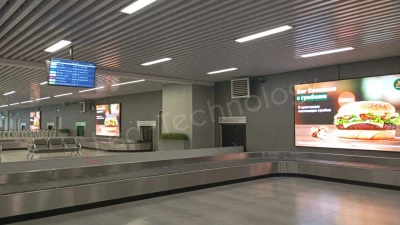 Современные технологии для пассажиров: LED-экраны в зоне выдачи багажа, фото 2